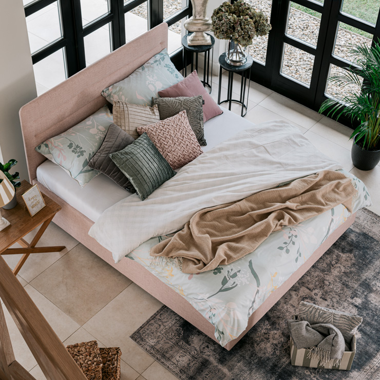 Letto s crtama