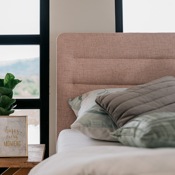 Letto s crtama