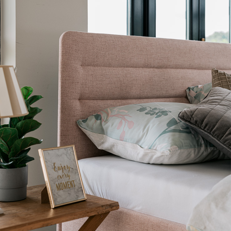 Letto s crtama